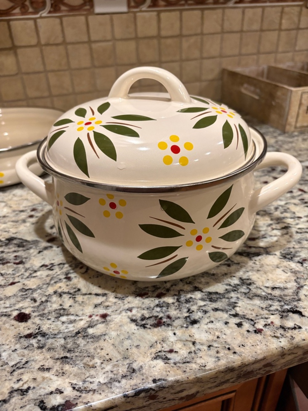 Vintage Temptations by Tara 5 piece Enamel Cookware set - Picture 9 of 16